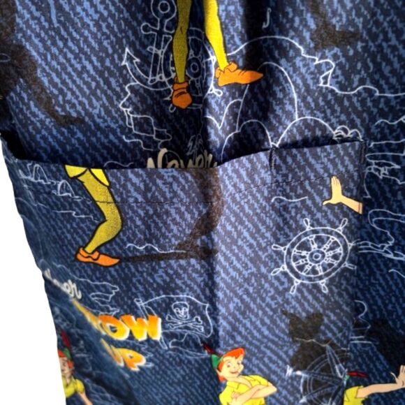 Disney Tooniforms Unisex Size M PETER PAN Never Grow Up Nurse Medical Scrub Top - Picture 5 of 7